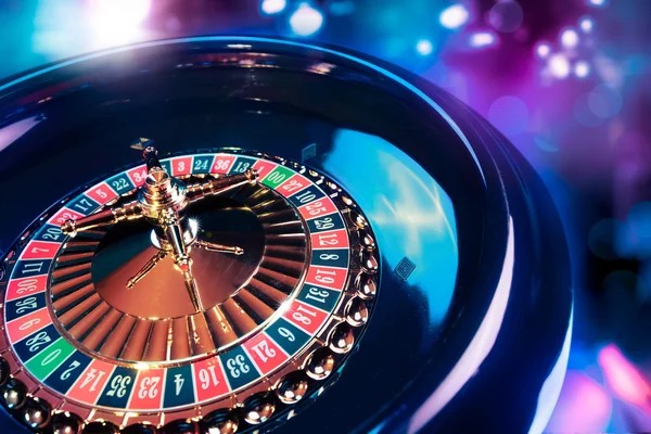 ug300 live-dealer blackjack game on mobile screen